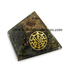 Labradorite Chips Orgone Pyramid With Yantra Symbol