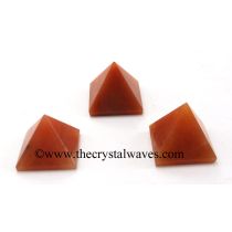 Red Aventurine 15 - 25 mm pyramid