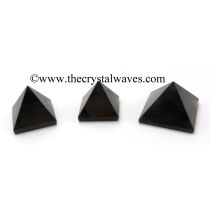 Smoky Obsidian 15 - 25 mm pyramid
