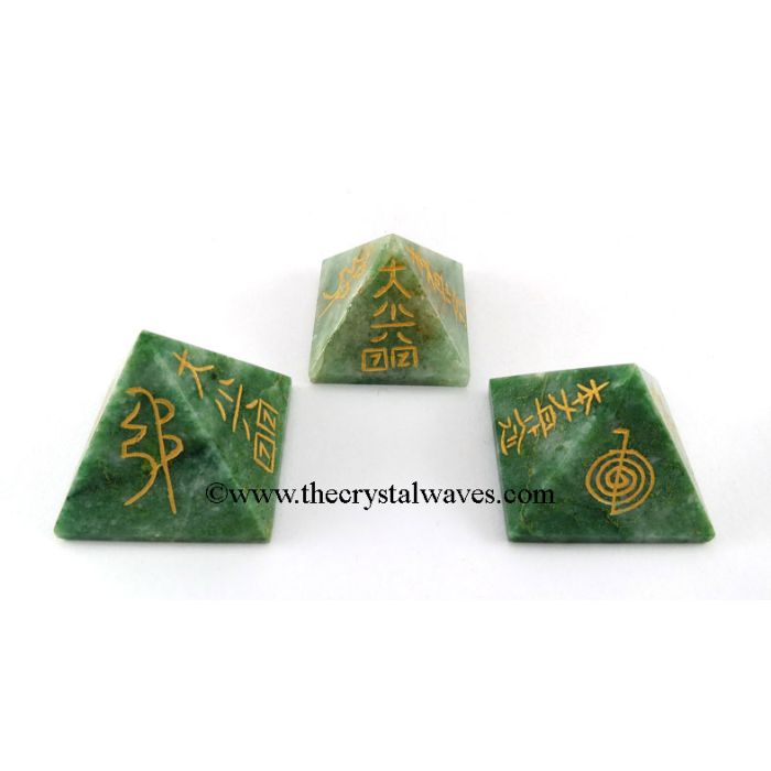 Green Aventurine (Light) Usui Reiki Pyramid