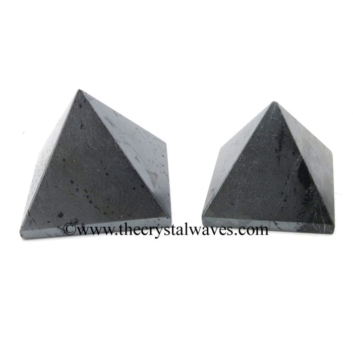 Hematite less than 15mm pyramid 
